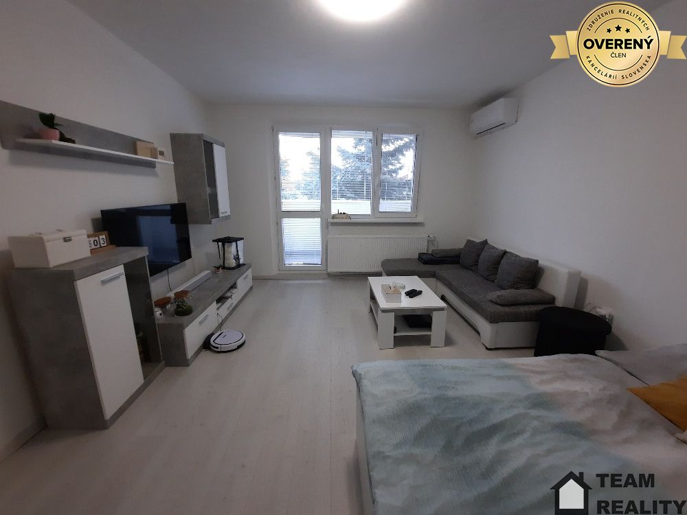 Mieten 1-Zimmer-Wohnung, 1-Zimmer-Wohnung, Hlaváčikova, Bratislava - K