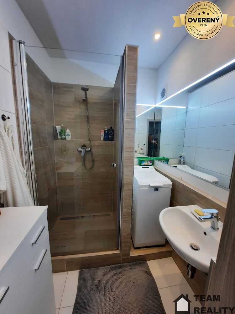Mieten 1-Zimmer-Wohnung, 1-Zimmer-Wohnung, Hlaváčikova, Bratislava - K