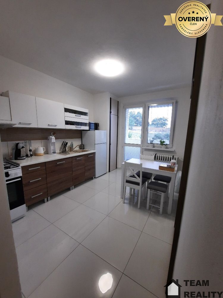 Mieten 1-Zimmer-Wohnung, 1-Zimmer-Wohnung, Hlaváčikova, Bratislava - K